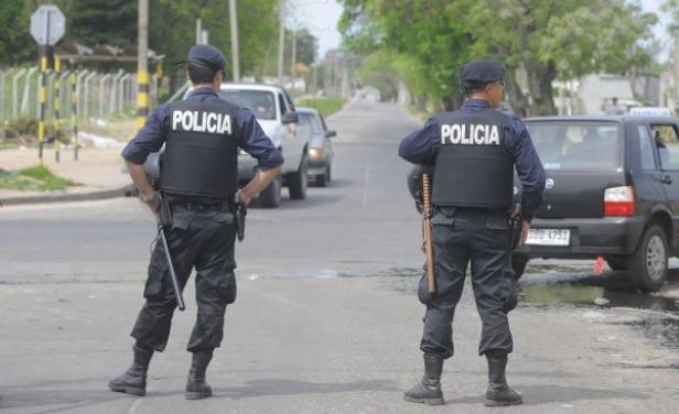 Resultado de imagen para policia uruguay